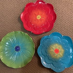 Grasslands Road flower plates